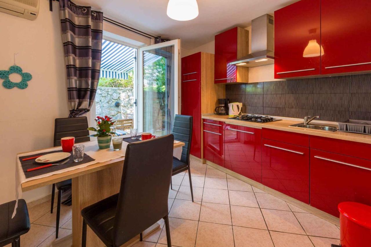 Two-Bedroom Apartment In Crikvenica Lxxxix Dramalj Exterior foto